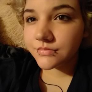 Meet your Posher, Adriana